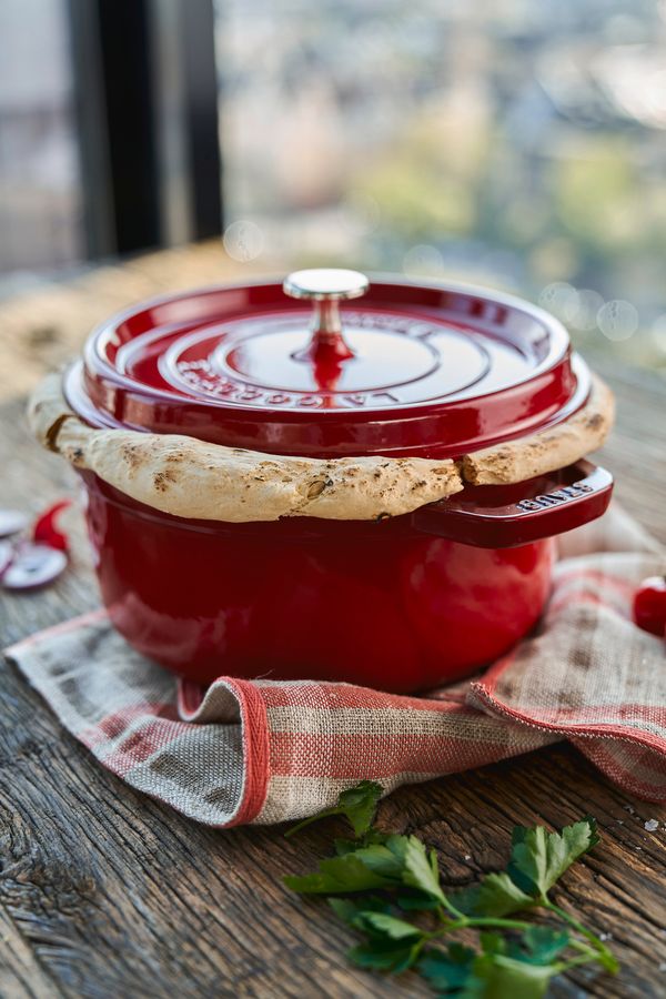 Staub Cocotte Round 24cm Cherry Red -